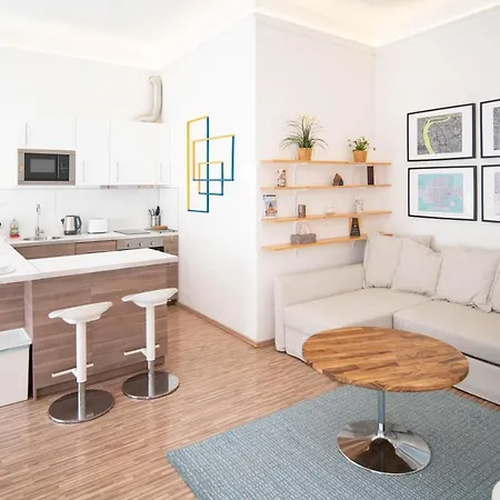 Brigi For 6 Ppl, Ac, Fast Wifi Lägenhet Budapest