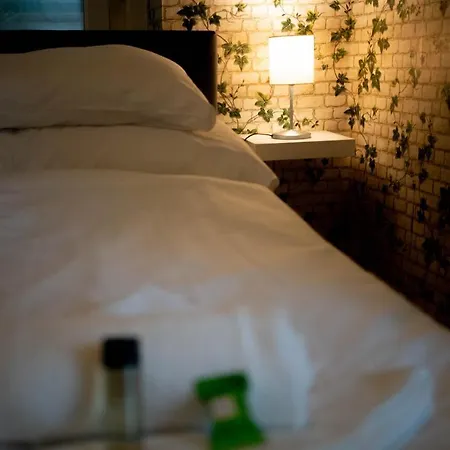 Brigi For 6 Ppl, Ac, Fast Wifi * Budapest