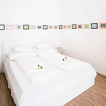 Апартаменты Brigi For 6 Ppl, Ac, Fast Wifi *