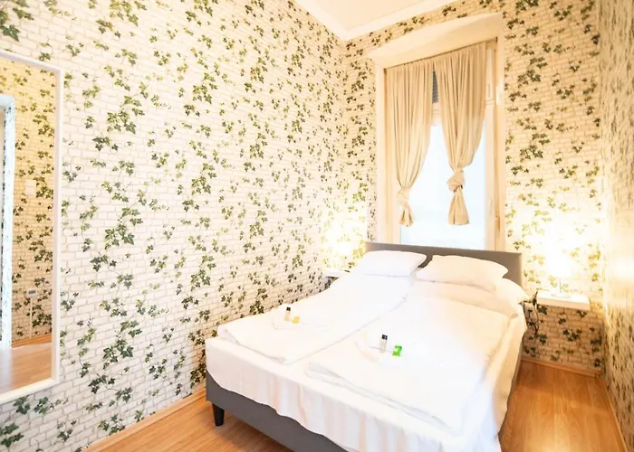 Brigi For 6 Ppl, Ac, Fast Wifi * Budapesta
